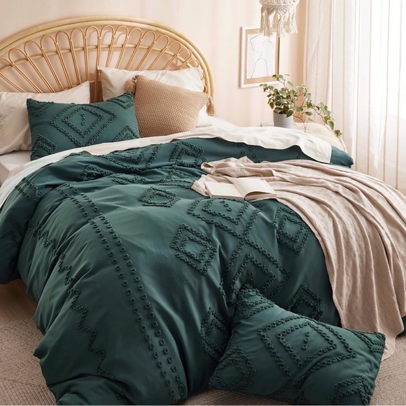 Forest green queen size tufted duvet cover and sham set - Picture 7 of 9